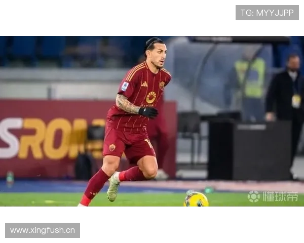 帕雷德斯加盟罗马后表现稳健，中场组织能力持续提升
