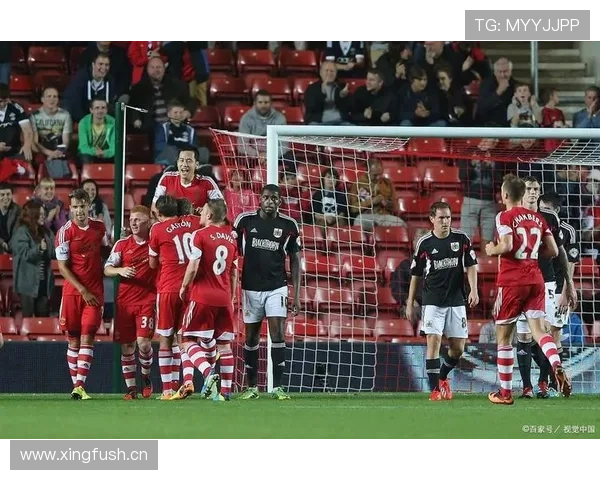 AC米兰战术体系崩塌危机:攻防脱节暴露争冠短板,红黑军团正从豪门滑向平庸! AC米兰战术体系崩塌危机:攻防脱节暴露争冠短板,红黑军团正从豪门滑向平庸!