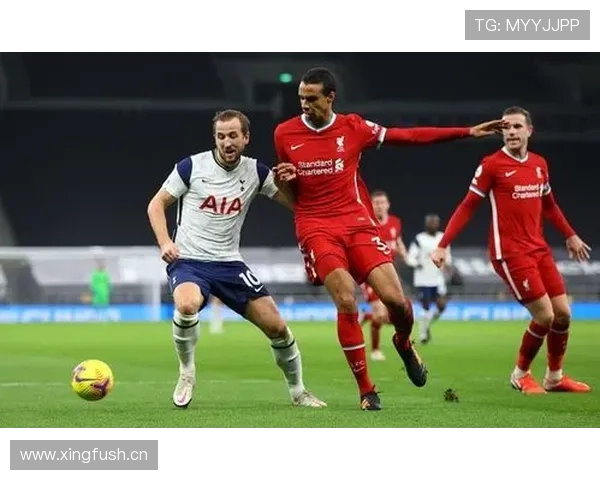 特里皮尔：从边路传中手到球队领袖的角色跃迁分析