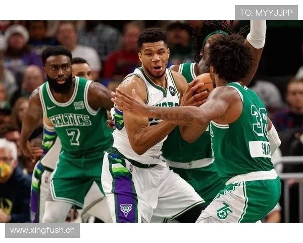 斯科蒂·巴恩斯挡拆拉开空间提升进攻效率对比新赛季明显增长